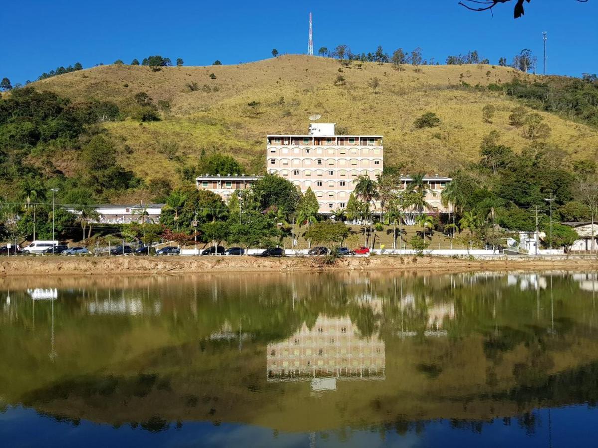 Hotel Cavalinho Branco Flat-105 Águas de Lindóia Bagian luar foto